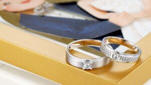 Perhiasan Untuk Tunangan dan Pernikahan